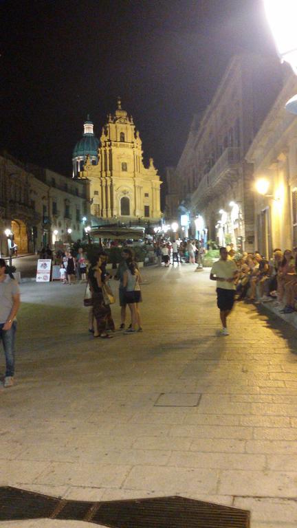 Casa Hybla Apartman Ragusa Kültér fotó